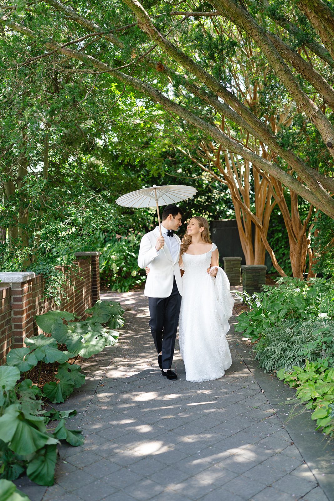 Naomi & William wedding, photographed by Daria for Motion of Time