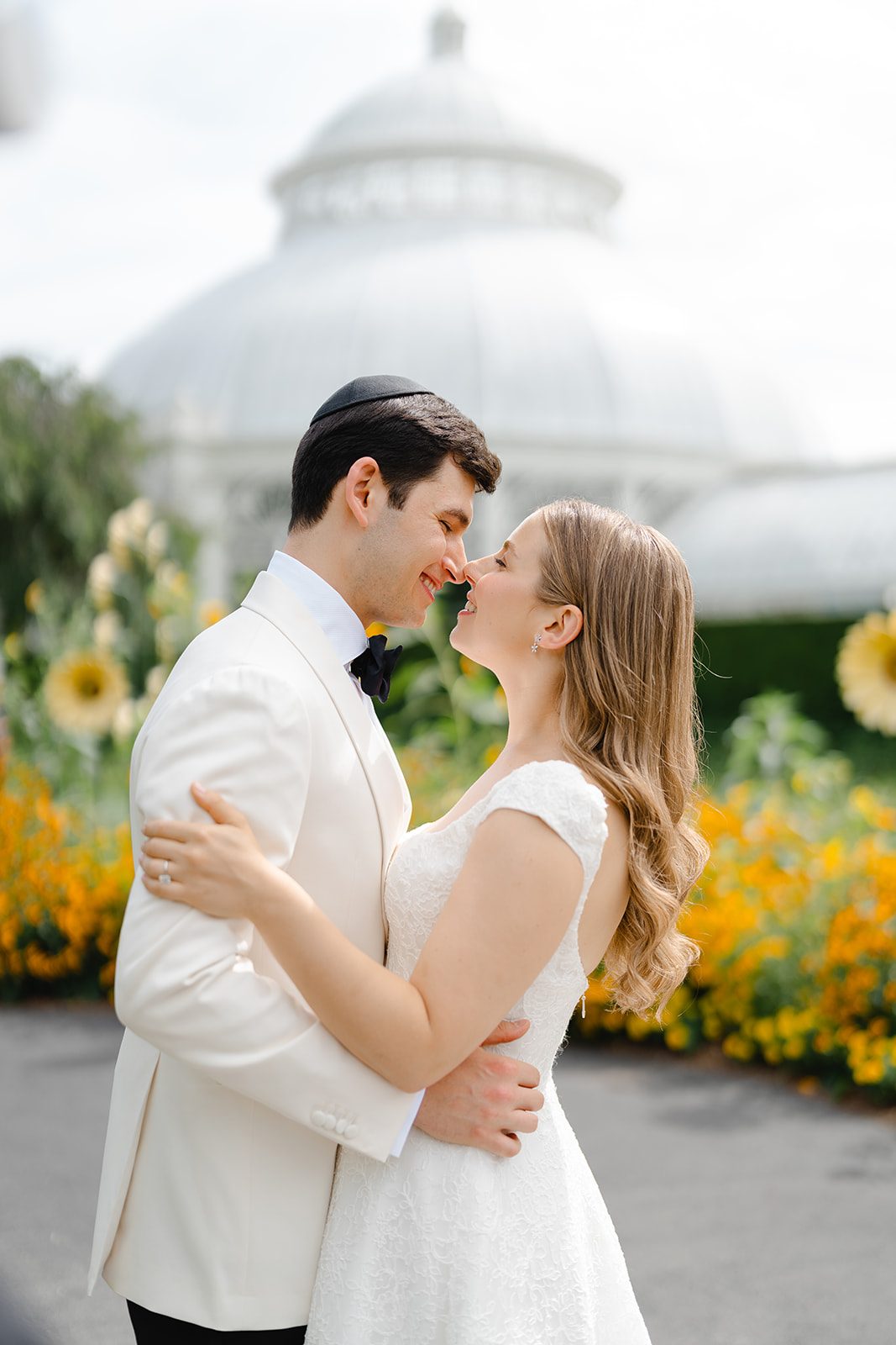 Naomi & William wedding, photographed by Daria for Motion of Time
