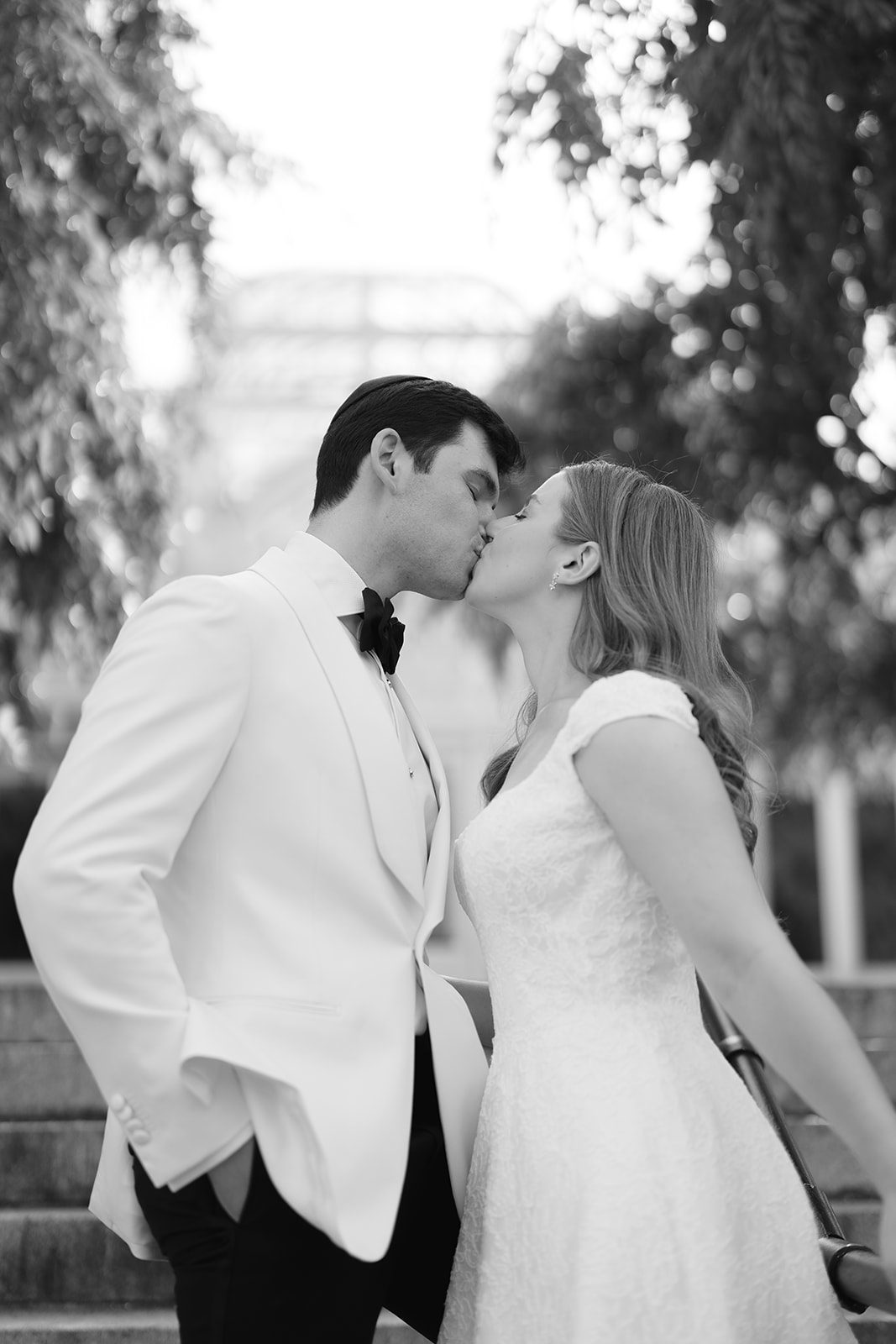 Naomi & William wedding, photographed by Daria for Motion of Time