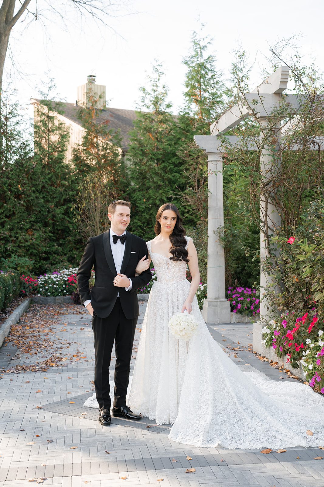 Sydney & Chaim wedding, photographed by Daria for Motion of Time