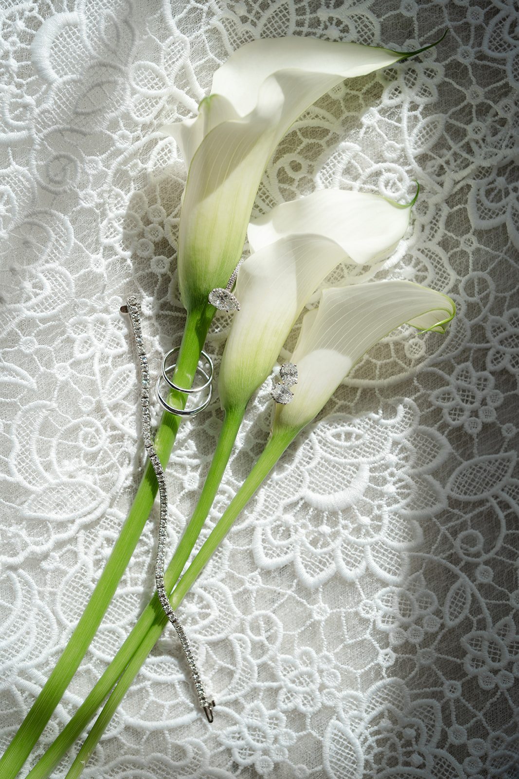 Sydney & Chaim wedding, photographed by Daria for Motion of Time