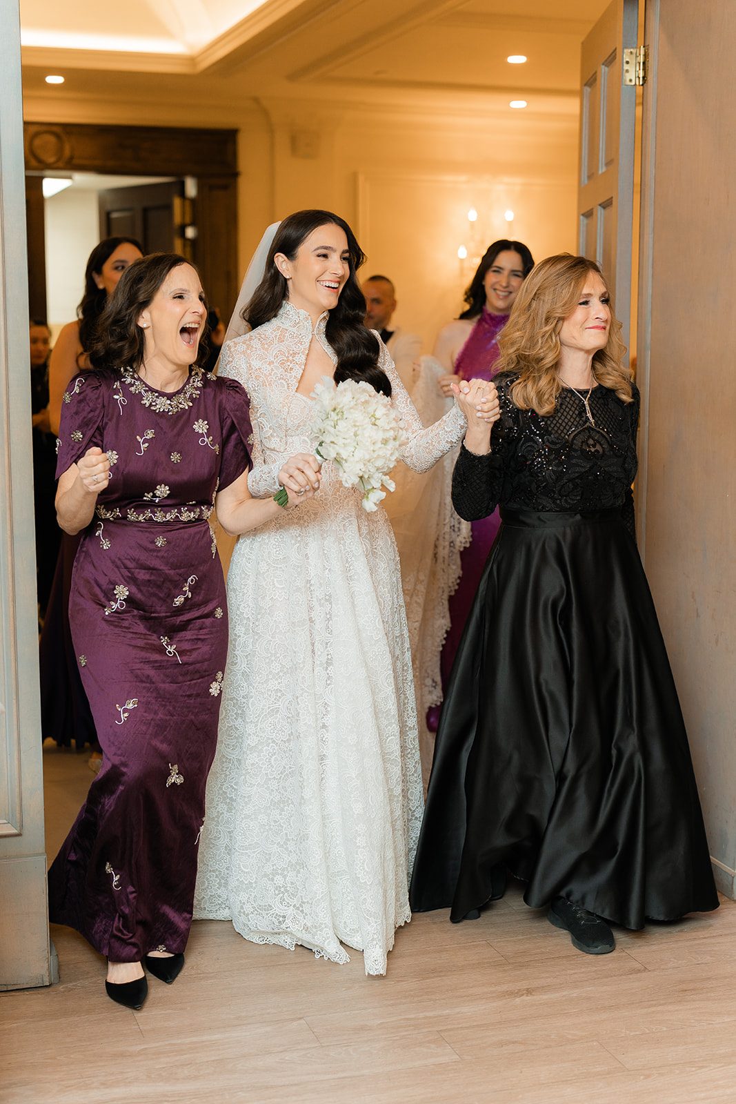 Sydney & Chaim wedding, photographed by Daria for Motion of Time