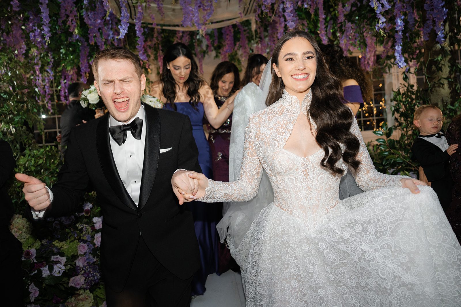 Sydney & Chaim wedding, photographed by Daria for Motion of Time