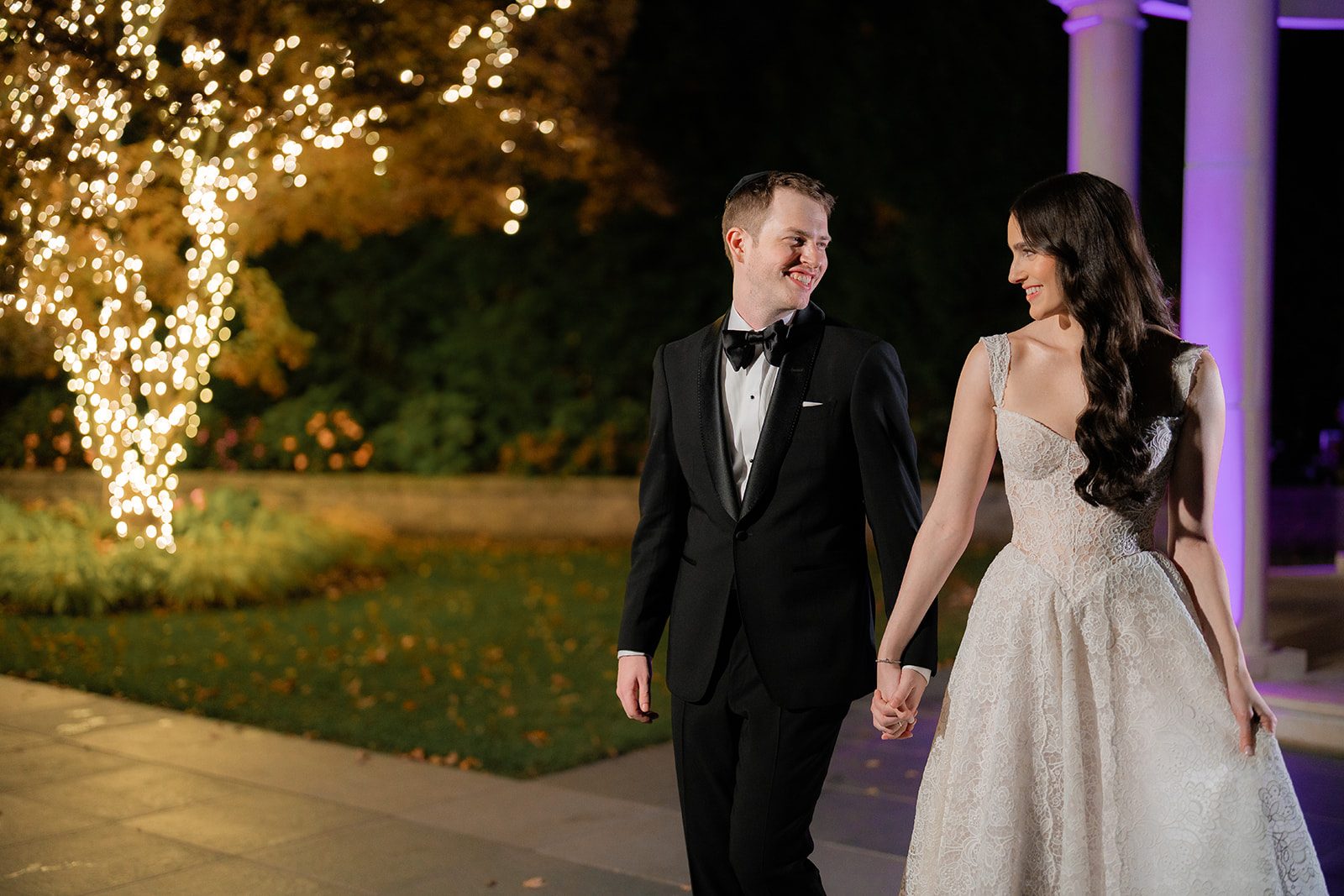 Sydney & Chaim wedding, photographed by Daria for Motion of Time
