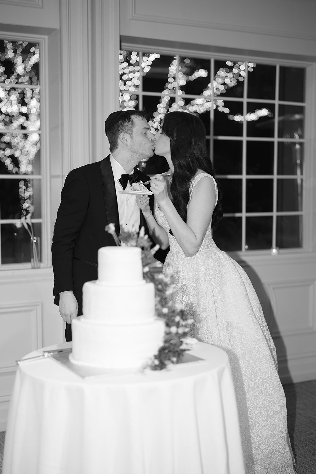 Sydney & Chaim wedding, photographed by Daria for Motion of Time