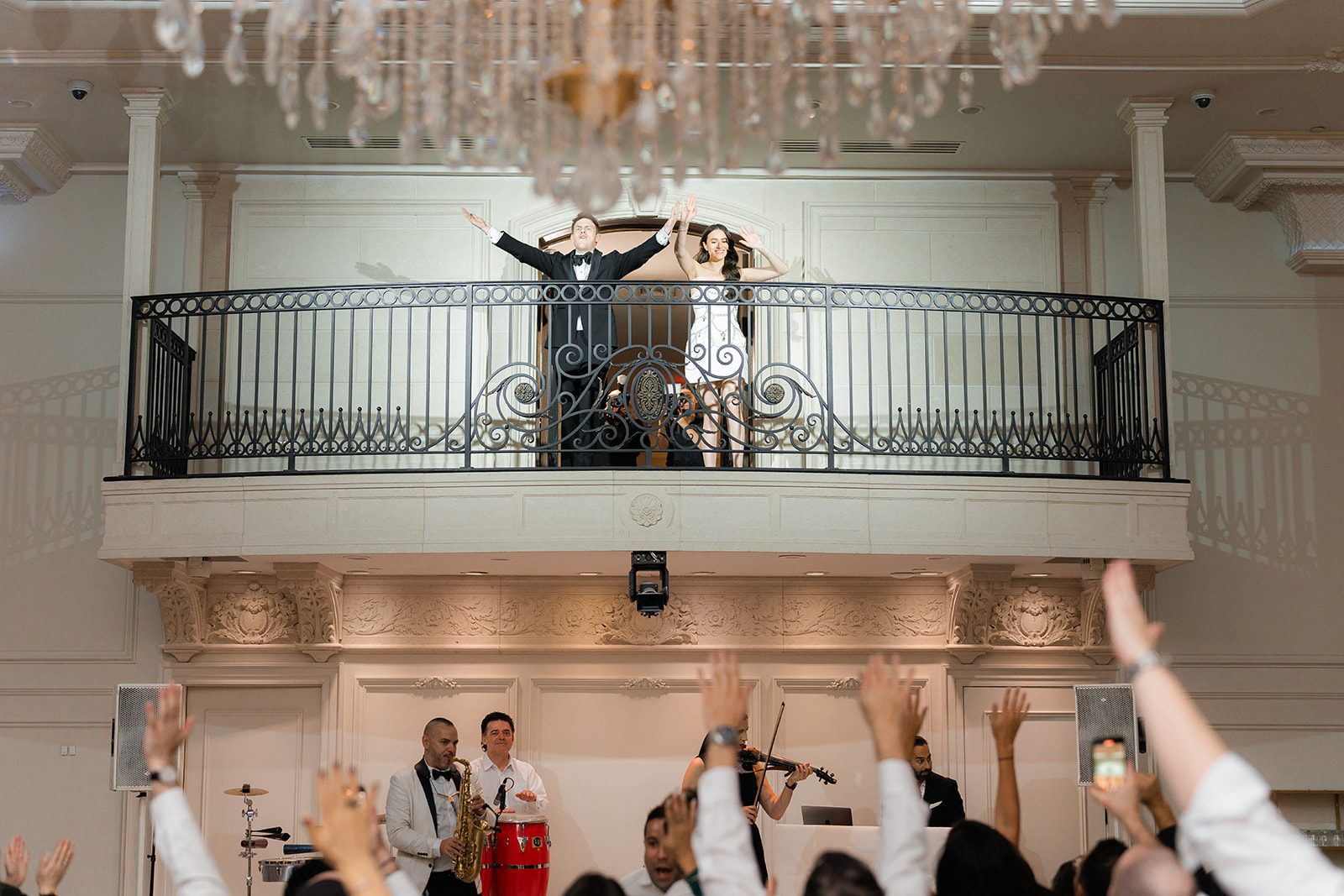 Sydney & Chaim wedding, photographed by Daria for Motion of Time