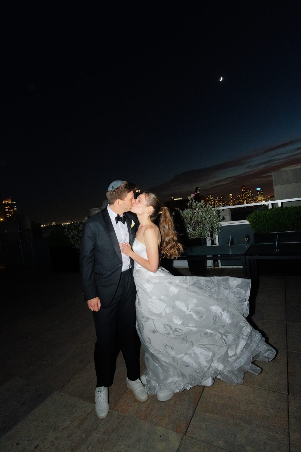 Wedding at Tribeca Rooftop + 360° — night rooftop kiss manhattan